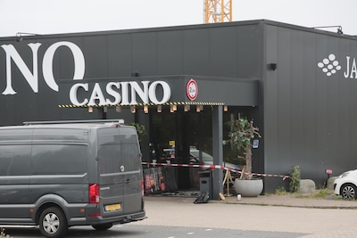 Politie zoekt nog altijd verdachten van overval Jack’s Casino, medewerkers na bedreigingen uit roula