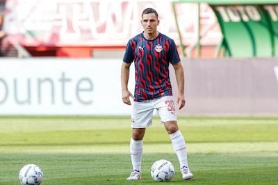 Voetbalpodcast | ‘Ajax heeft een kleurrijke speler aangetrokken, een soort Noa Lang light’