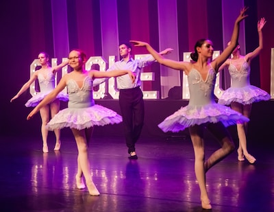 Bibliotheek Veldhoven toont 50 jaar DéDé Dance