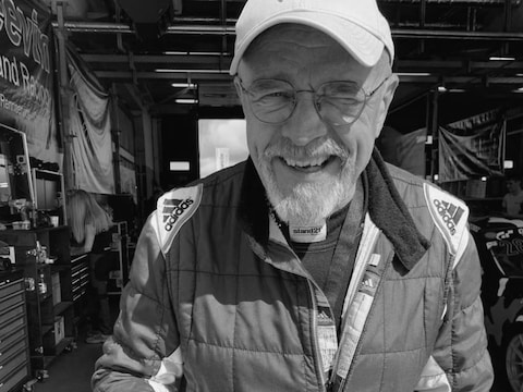 Race met Max Verstappen definitief stilgelegd: autocoureur (66) overlijdt  na zware crash op Nordschleife | Sport | AD.nl