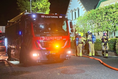 Woning aan Bantuinweg in Rhenen vatte vlam, brand onder controle
