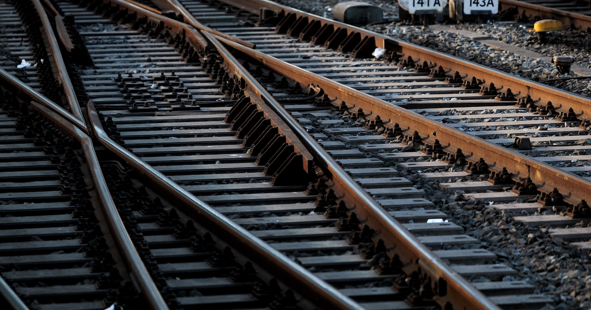 ProRail werkt aan spoorkruis Haarlem: NS zet tot zaterdag busvervoer in