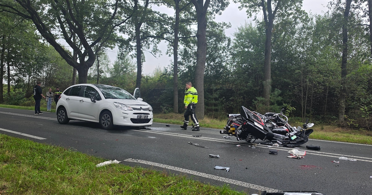 Motorrijder ernstig gewond bij botsing met motor in Darp