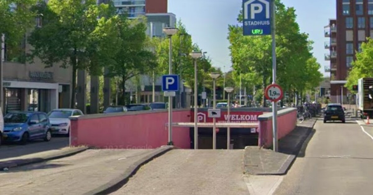 Stadhuisgarage in Spijkenisse gaat dicht voor spoedreparatie aan ‘lus’
