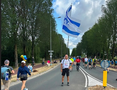 Israëlische loper bezorgd om veiligheid na incident tijdens route in Bemmel