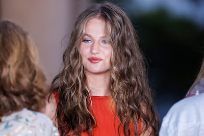 Prinses Leonor van Spanje verraste met een nieuw kapsel