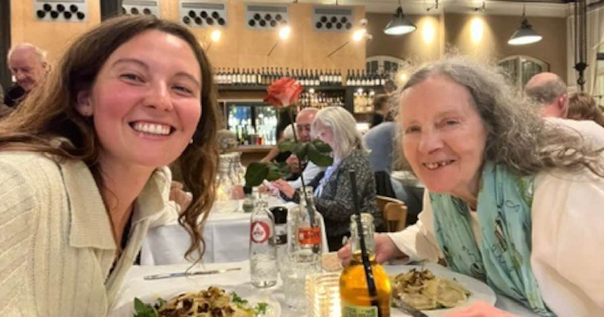 Opa of oma gratis mee uiteten nemen? Binnenkort kan het in Amsterdam