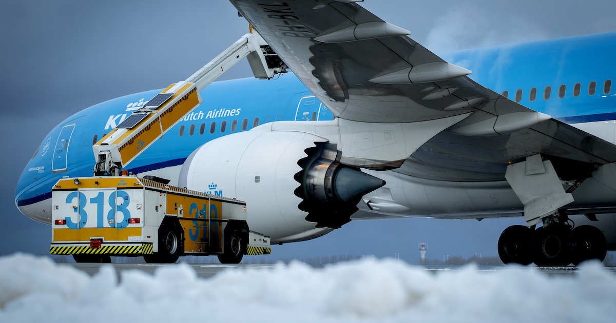Schiphol en KLM grijpen in na winterproblemen: extra maatregelen tegen sneeuw en ijs