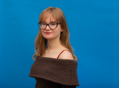 Als Liesje (18) 5 kilometer wandelt, kan ze dagenlang niet lopen: ‘Moet ik dan thuis blijven zitten?