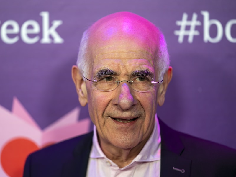 Frits Spits is verliefd: ‘Verdriet over mijn overleden vrouw kan ...