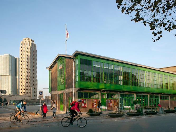 Hendrik-Ido-Ambacht | AD.nl