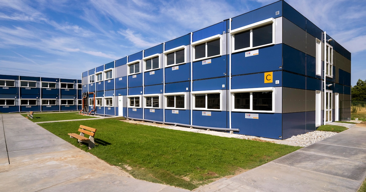Eerste bewoners van noodopvang in Bemmel zijn ouders en kinderen: ‘Allemaal nareizigers’