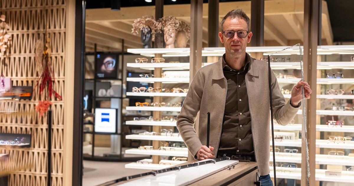 Michael ziet live op camera hoe in 2,5 minuut voor 25.000 euro aan zonnebrillen wordt gestolen