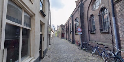 Krakers oud-studentenpand in hartje Utrecht onmiddellijk op straat gezet, rechter geeft óók waarschu