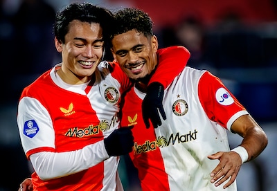 Feyenoord-spits Ayase Ueda schittert, probleem voor Oranje? 'Hij kan dit ook tegen Virgil van Dijk'
