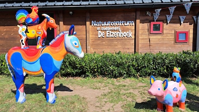 Opening nieuwe knikkerbaan bij De Elzenhoek in Oss