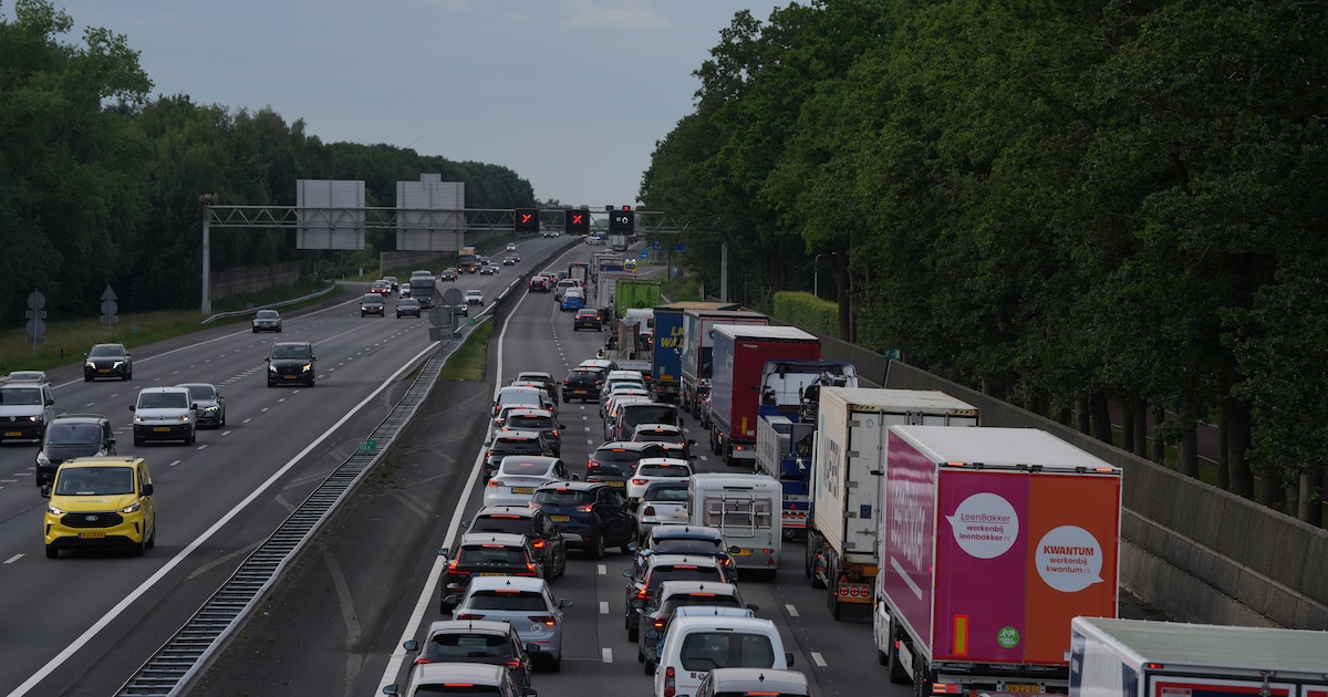 Forse vertraging op A12 door ongeluk bij Maarsbergen