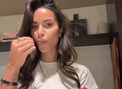 Kijkers kunnen niet geloven wat Monica Geuze aanprijst als snack: ‘Moet wel een experiment zijn’