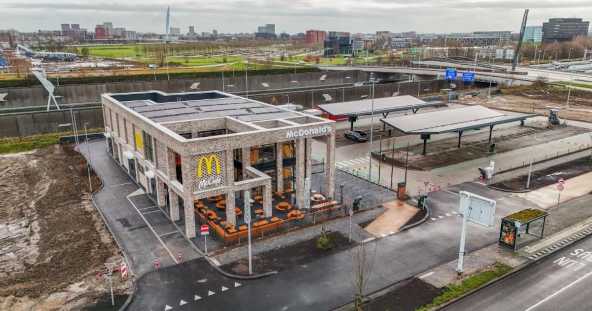Doei sixpack! De nieuwe McDonald's in Utrecht is open
