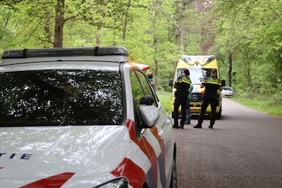 Bewoners van woning in Maarn kunnen huis niet in door ‘stank’, mogelijk gevaarlijke stof