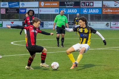 Afkoelingsperiode nodig nadat trainer boos verhaal komt halen bij De Valk: ‘Hoort niet, maar kan geb