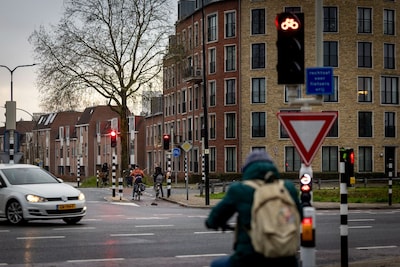Ook deze straatnamen in Almelo zijn verwarrend: 'Weer in Ambachtstraat'