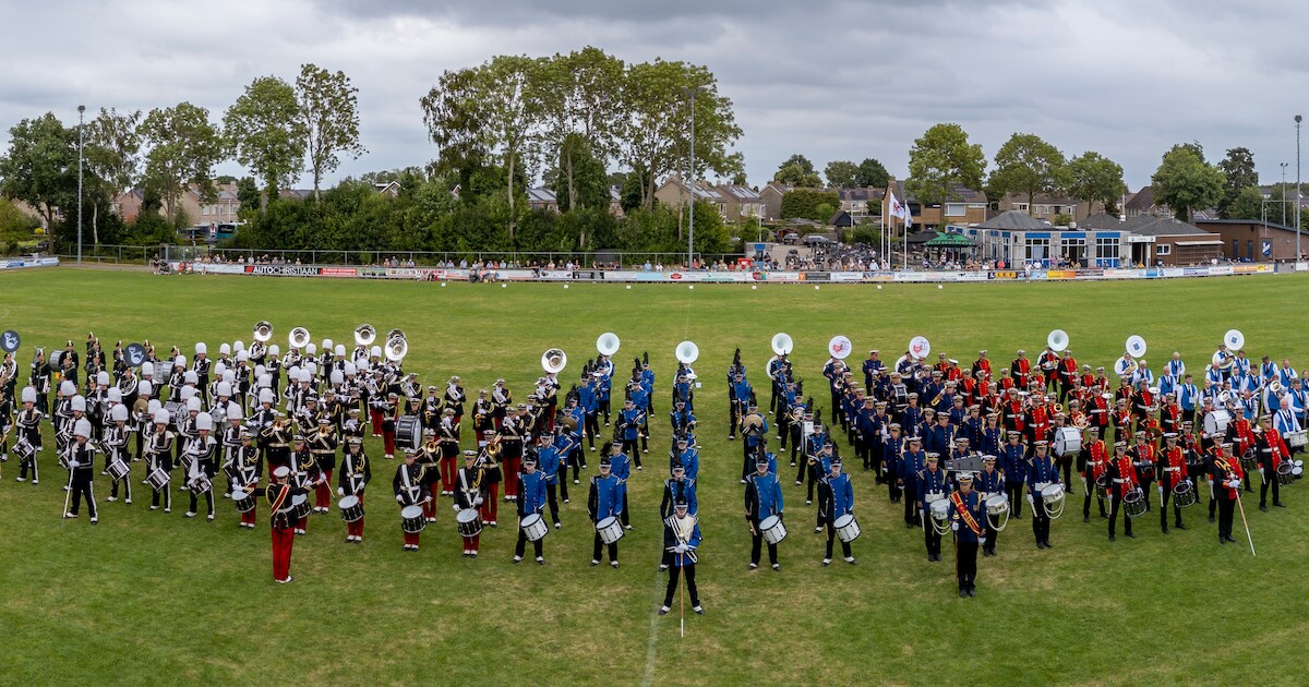 Taptoe in Sint Jansklooster markeert 125 jaar Soli Deo Gloria