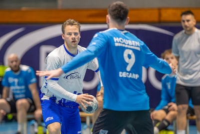 Vijf voor twaalf voor handballers Hellas, degradatie dreigt: ‘Onze jongens zijn te lief voor elkaar’