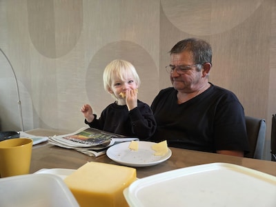 Smullen van broodje kaas in Aalten en 55-plussers in actie in Oude IJsselstreek