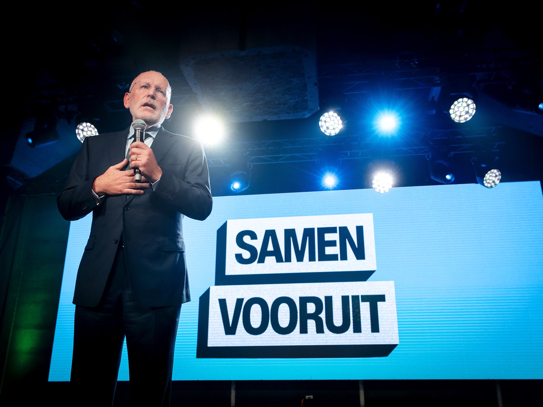 Timmermans neemt afscheid: 'Met pijn in het hart'