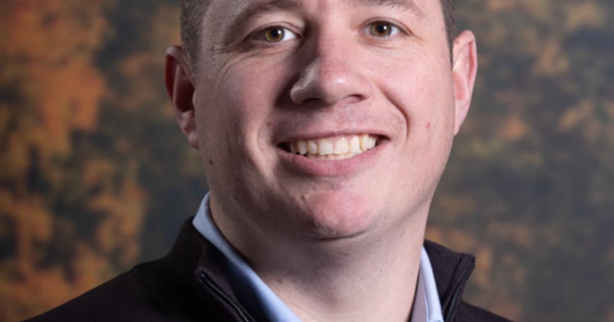 Gemeentebelangen Hoogeveen kiest Aron Sieders als beoogd wethouder