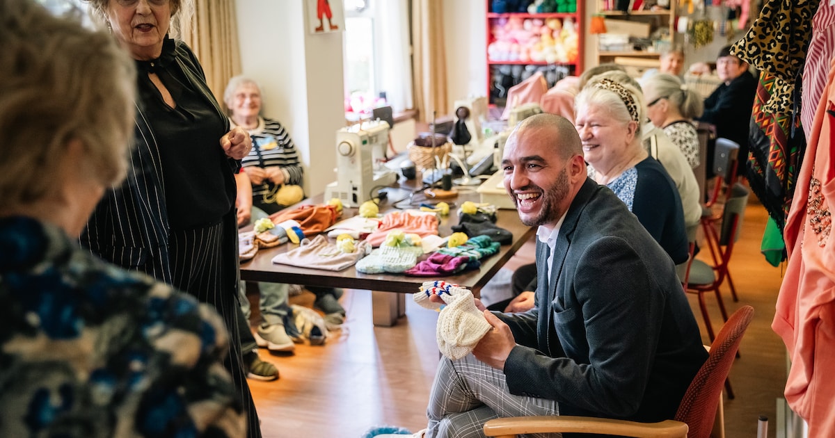 Sokken breien in Maassluis voor goed doel