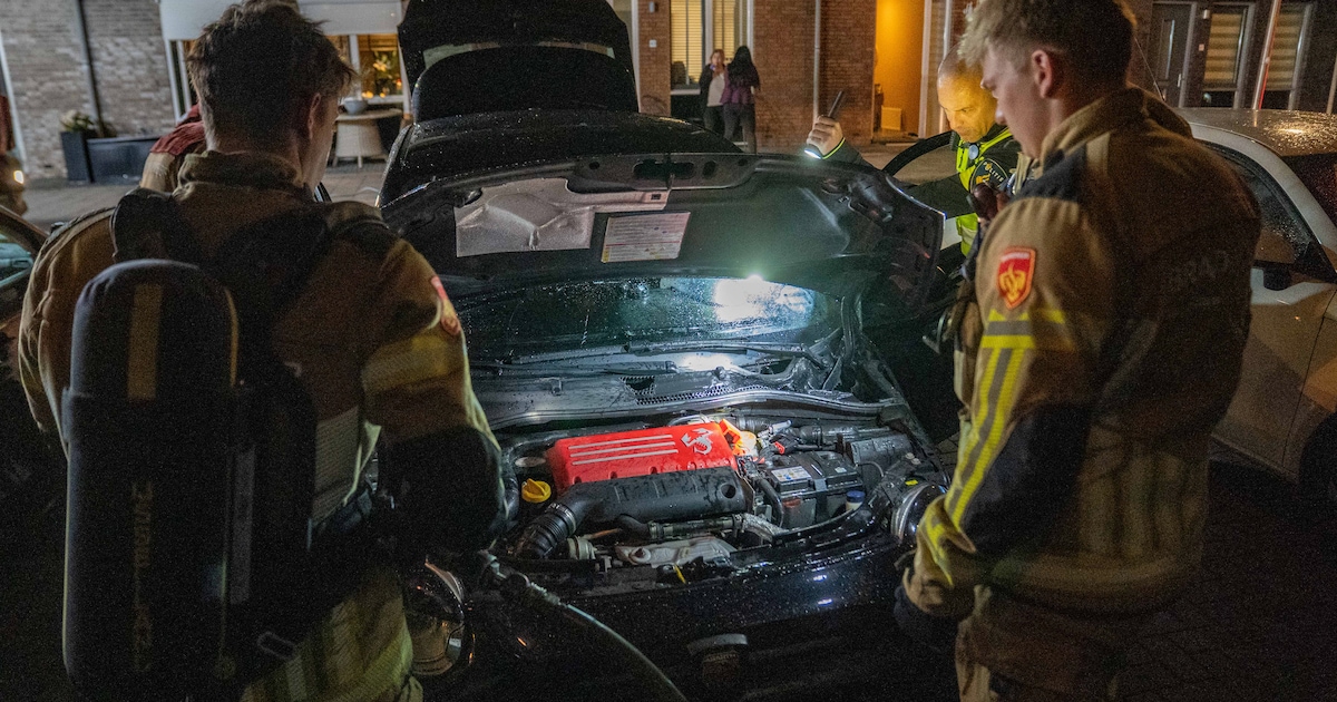 Alerte buurtbewoners voorkomen vierde autobrand in zelfde straat in Deventer