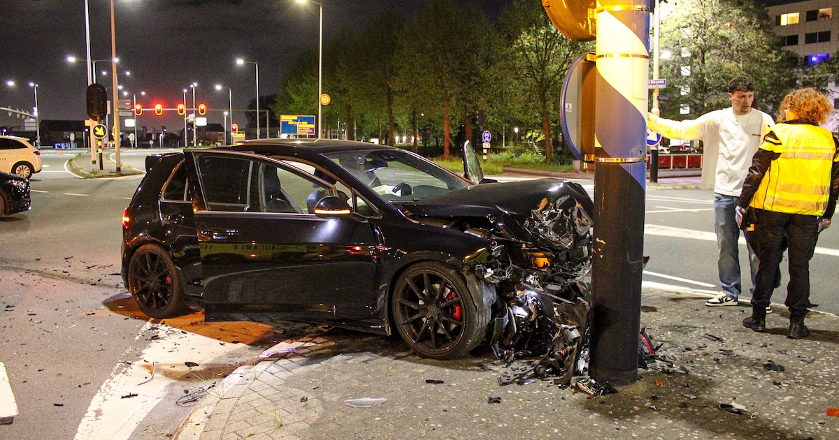 Gewonde bij aanrijding op kruising in Hoofddorp