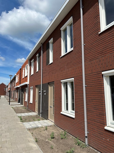 Nieuwe woningen in Glanerbrug klaar: 27 huishoudens krijgen sleutel