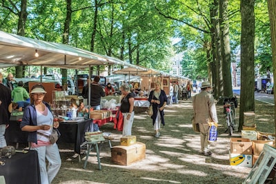 Nog een keer struinen: deze zondag is de laatste Haagse antiekmarkt