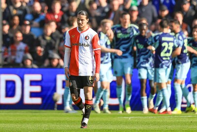 LIVE Eredivisie | Steur puts Ajax ahead in De Klassieker at De Kuip, Sterling replaced by Sauer