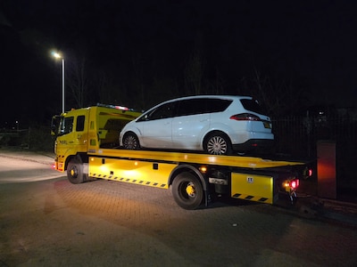 Flinke vangst na massale handhavingsactie: 12 auto’s in beslag en 95 boetes