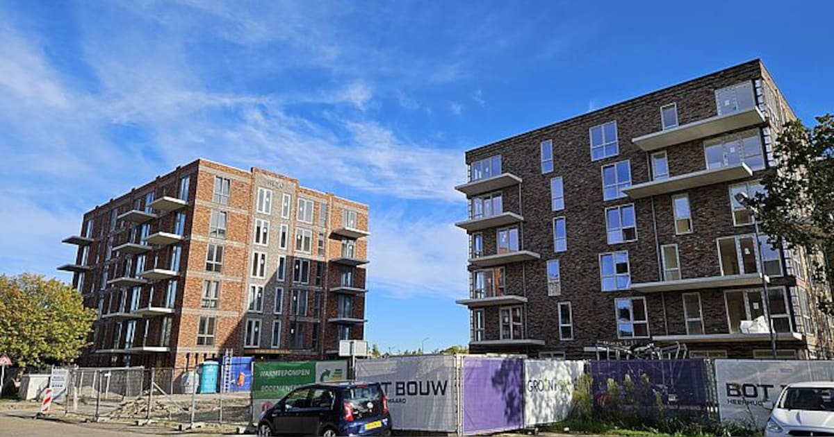 Zichtbare gevels Mimas en Neso: terrein De Frans Heerhugowaard krijgt vorm