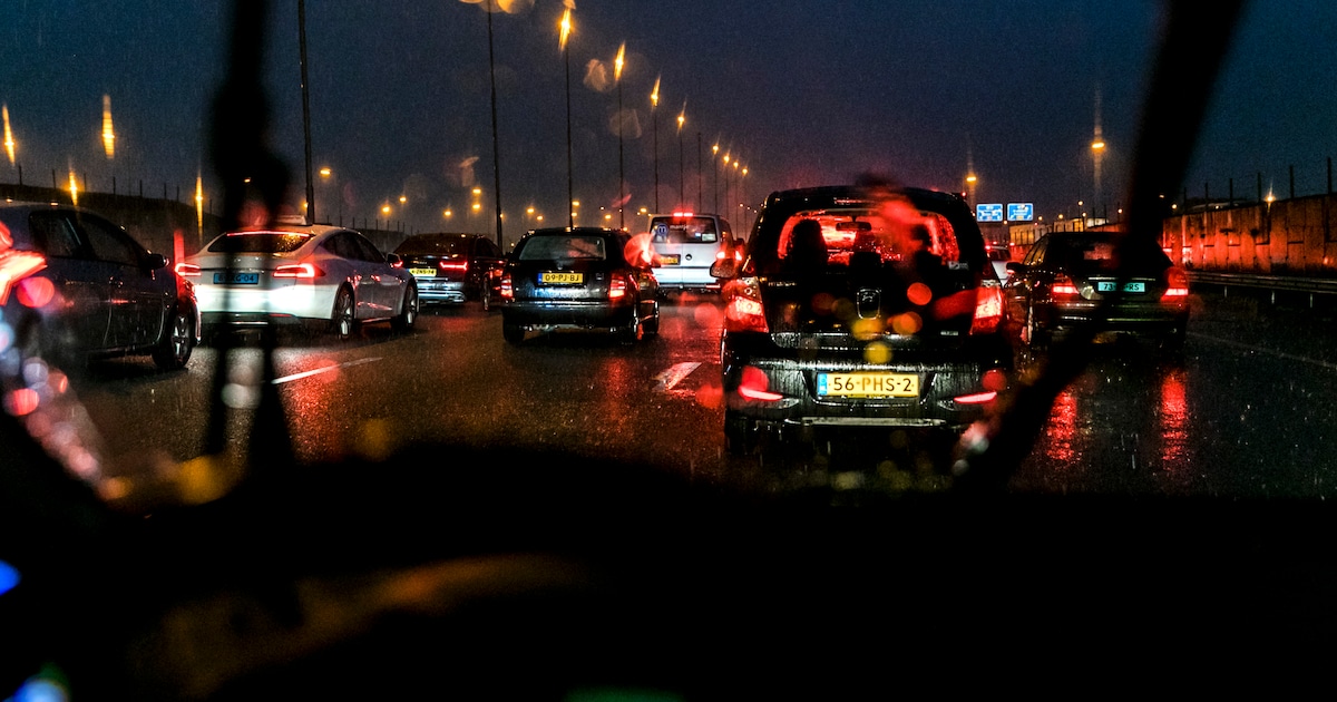 Snelweg bij Elspeet weer vrij na ongeval met vrachtwagen