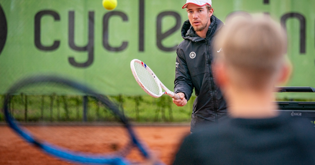 Brabantse sportclubs vinden steeds vaker Spanjaarden om training te geven: ‘Wil hier nog jaren blijv
