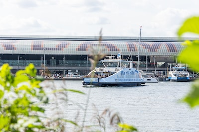 GVB schrapt zaterdag afvaarten op drukste IJ-ponten door tekort aan schippers