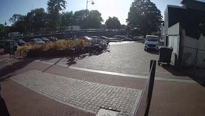 Twee jongens bedreigd met een wapen in Helmond, politie zoekt slachtoffers