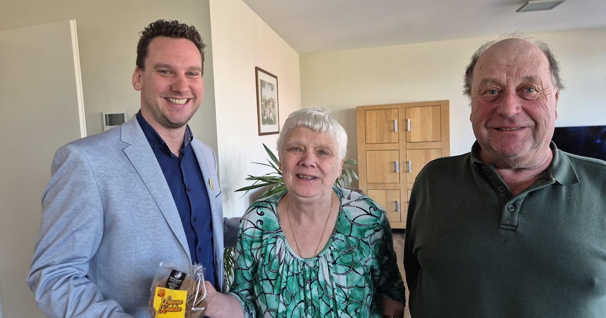 FD Partij brengt koekjesactie naar Beneden-Leeuwen