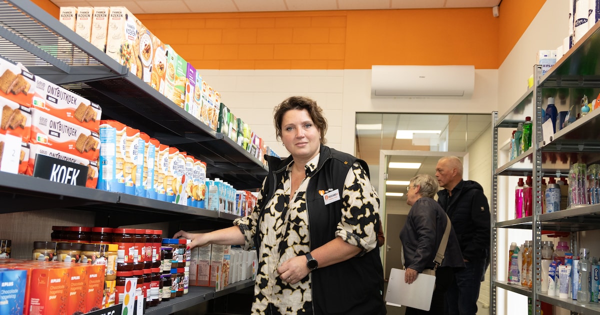 Eindelijk aardbeienjam in plaats van abrikozenjam: Roos geeft klanten voedselbank hun trots terug