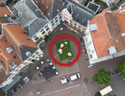Dit is waarom er ineens een tuin op het grootste stadsplein van Nederland staat