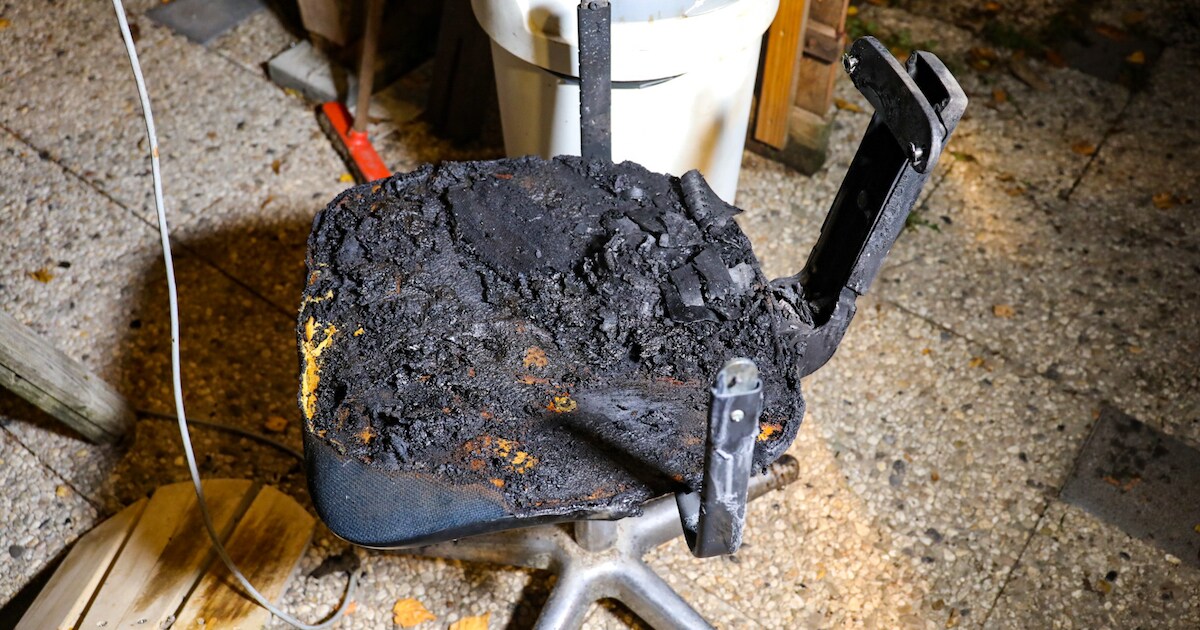 Roel uit Tonden druk met verbouwing vanwege dakbrand, maar zet per ongeluk bijna zelf woning in lich