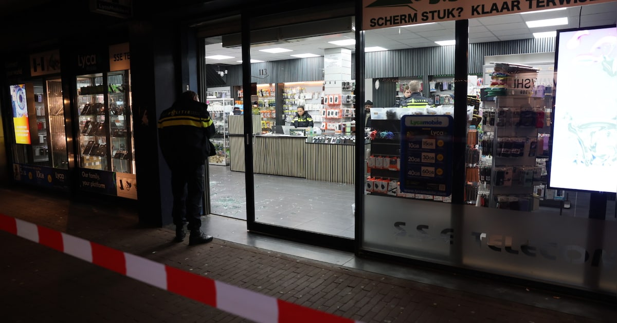 Overval op telecomwinkel in Amsterdam