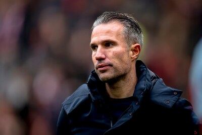 LIVE Eredivisie | Will Ajax continue good form in De Klassieker against Feyenoord? Robin van Persie hopes not