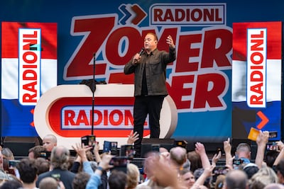 Frans Bauer zet bomvol Koningsplein op zijn kop